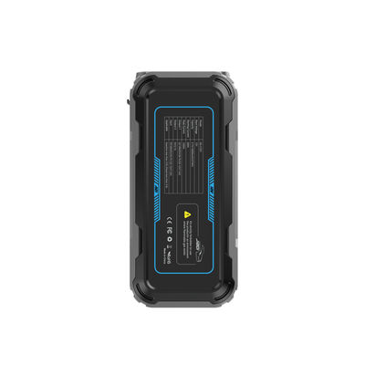 Kleine auto's 12W Totaal vermogen Draagbare multifunctionele auto batterij Powerbank met zaklamp